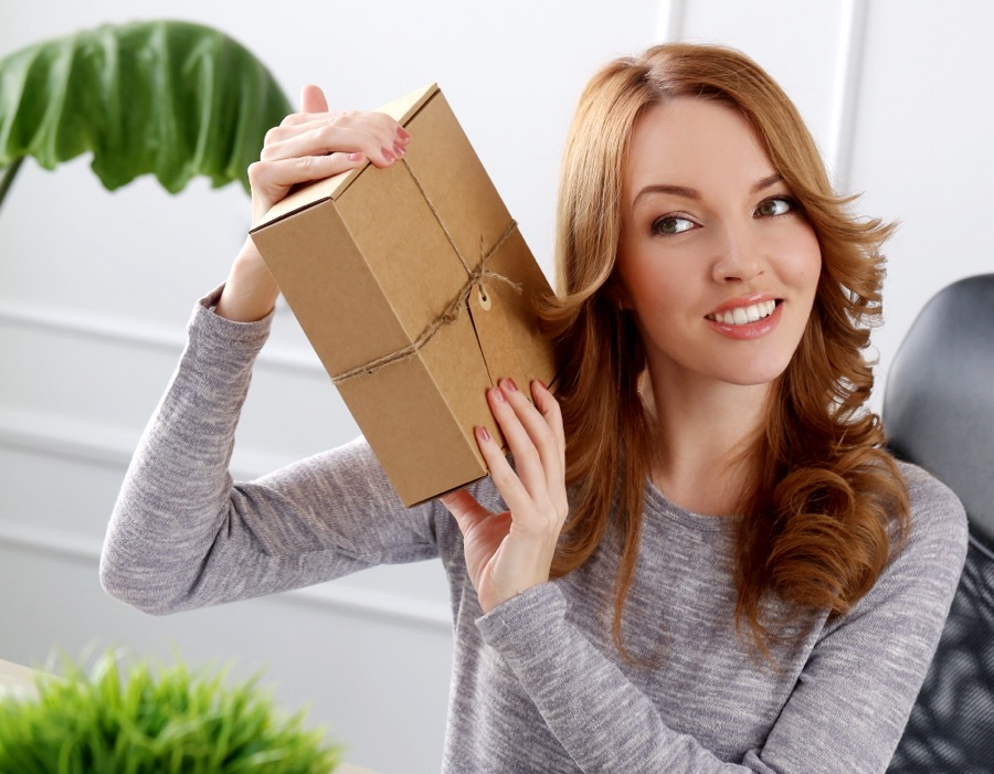 ECOMMERCE SUCCESS STARTS WITH THE BOX: ESSENTIAL FACTORS TO CONSIDER IN ECOMMERCE PACKAGING DESIGN